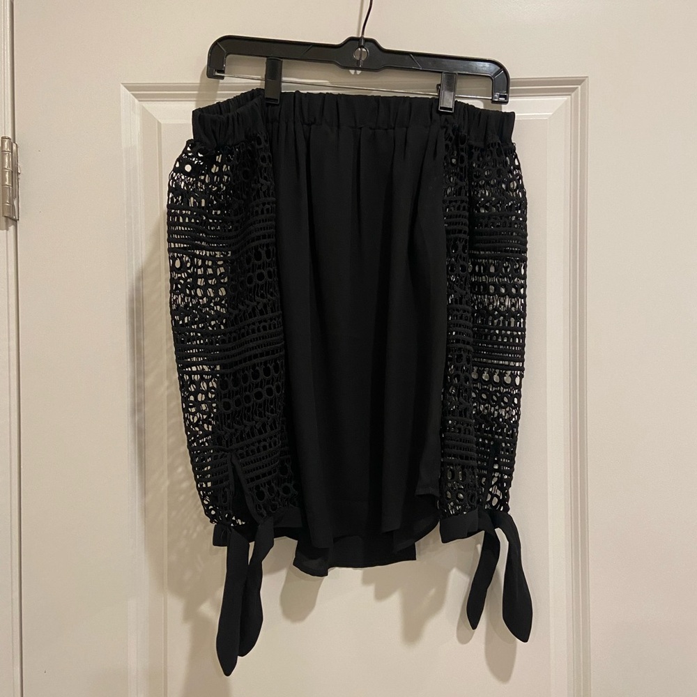 Express off the shoulder top Size S